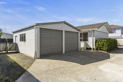 Photo of property in 6 Archmillen Avenue, Pakuranga Heights, Auckland, 2010