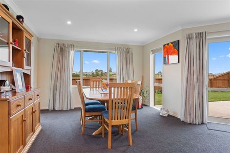 Photo of property in 18 Lancewood Way, Rangiora, 7400