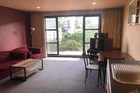 Photo of property in Atrium Towers, 8g/154 The Terrace, Wellington Central, Wellington, 6011