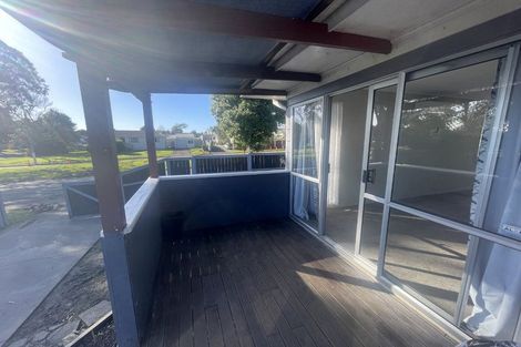 Photo of property in 357 Roscommon Road, Clendon Park, Auckland, 2103