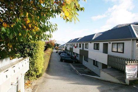 Photo of property in 1/42 Hallenstein Street, Queenstown, 9300