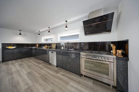 Photo of property in 13 South Bay Parade, South Bay, Kaikoura, 7300