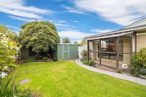 Photo of property in 2/35 Oldwood Street, Bishopdale, Christchurch, 8053
