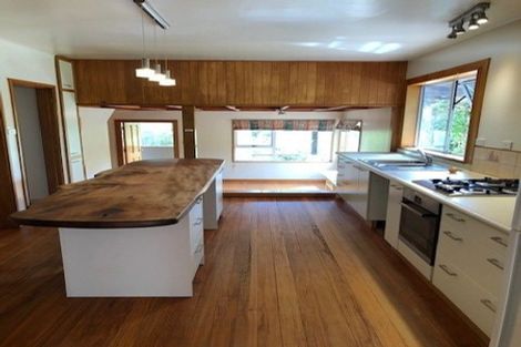 Photo of property in 4400 Christchurch Akaroa Road, Little River, 7591