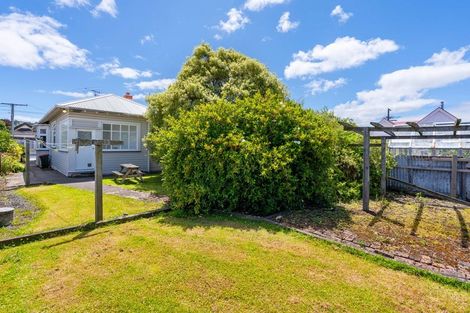 Photo of property in 27 Bathgate Street, South Dunedin, Dunedin, 9012
