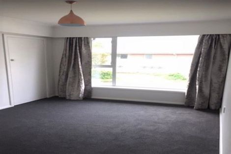 Photo of property in 72 Withells Road, Avonhead, Christchurch, 8042