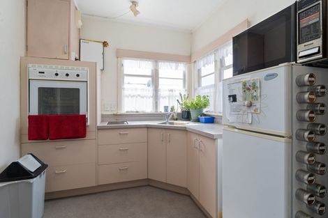 Photo of property in 85 Moana Street, Otaki Beach, Otaki, 5512