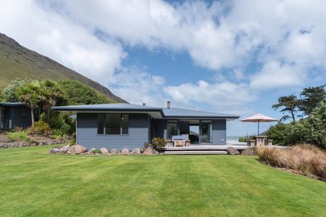 Photo of property in 904 Te Oka Bay Road, Te Oka, Little River, 7591