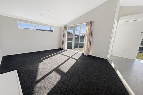 Photo of property in 27 Morgan Crescent, Levin, 5510