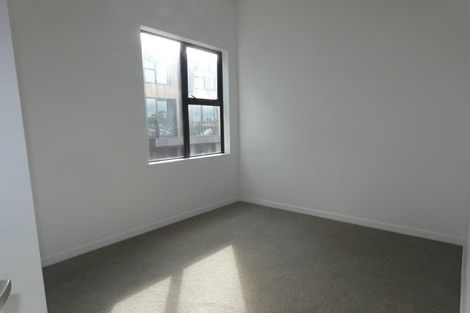 Photo of property in 10/20 Trent Street, Island Bay, Wellington, 6023