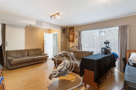 Photo of property in 34 Brentford Place, Manurewa, Auckland, 2102