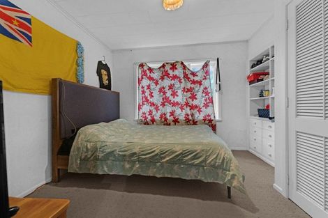 Photo of property in 81 Kayes Road, Pukekohe, 2120