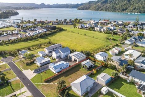 Photo of property in 104 Riverview Road, Whangamata, 3620