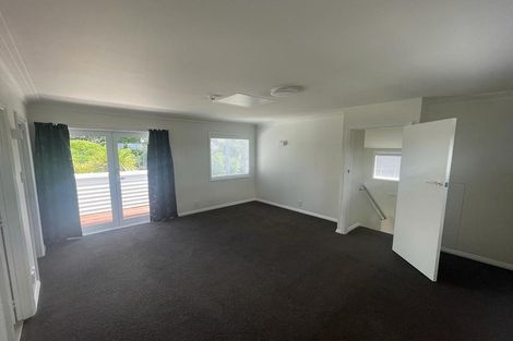 Photo of property in 2/32 Doment Crescent, Orewa, 0931