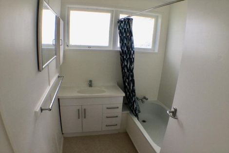 Photo of property in 42 Doment Crescent, Orewa, 0931