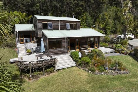 Photo of property in 73 Campbell Road, Totara North, Kaeo, 0479