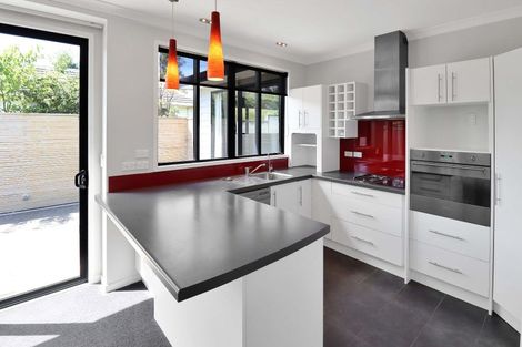 Photo of property in 176 Stokes Valley Road, Stokes Valley, Lower Hutt, 5019