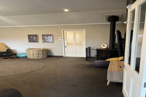 Photo of property in 5 Hislop Street, Riversdale, 9776