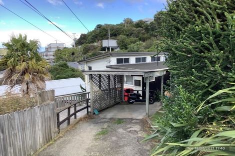 Photo of property in 98a Maupuia Road, Maupuia, Wellington, 6022
