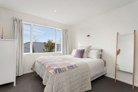 Photo of property in 12 Nightingale Place, Papanui, Christchurch, 8053