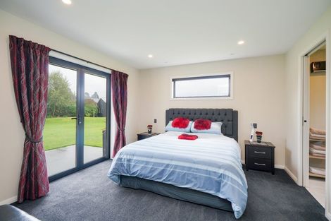 Photo of property in 171 Dunns Road, Otatara, Invercargill, 9879