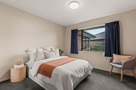 Photo of property in 75 Coolspring Way, Redwood, Christchurch, 8051