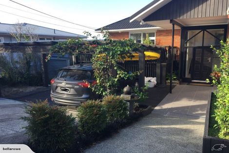 Photo of property in 85 Exmouth Road, Northcote, Auckland, 0627