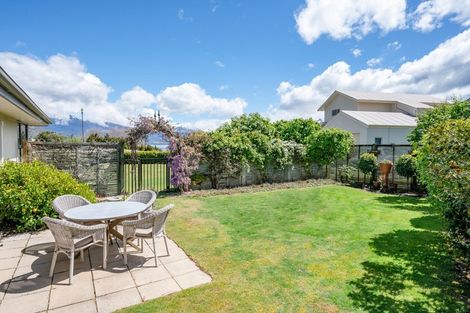 Photo of property in 4 Baker Grove, Wanaka, 9305