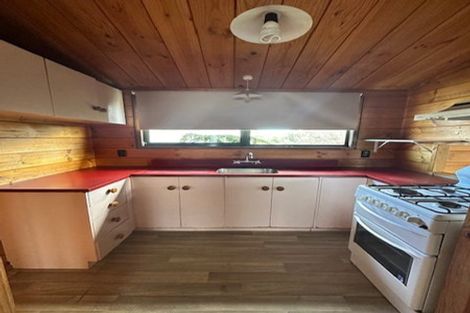 Photo of property in 6 Wisteria Grove, Maungaraki, Lower Hutt, 5010