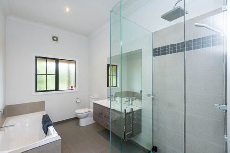 Photo of property in 32e Kaitoke Loop, Kaitoke, Upper Hutt, 5018