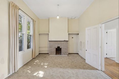 Photo of property in 2 Rentone Street, Stepneyville, Nelson, 7010