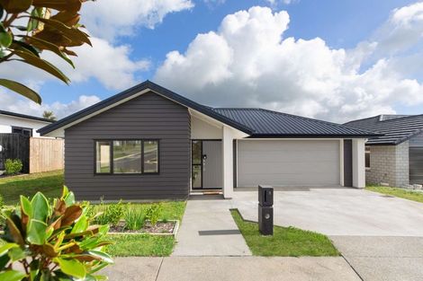 Photo of property in 3 Rosslands Avenue, Karaka, 2124