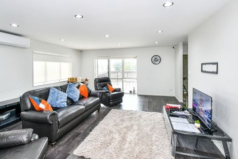 Photo of property in 87 Keri Vista Rise, Papakura, 2110