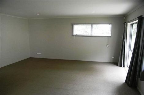 Photo of property in 28 Kellett Road, Ranui, Auckland, 0612