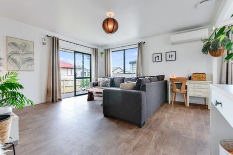 Photo of property in 27g Breckons Avenue, Nawton, Hamilton, 3200