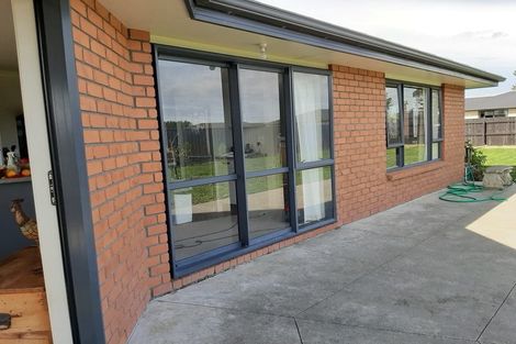 Photo of property in 11 George Street, Bulls, 4818