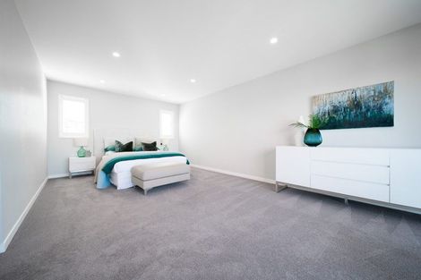 Photo of property in 2 Hanikura Street, Long Bay, Auckland, 0630