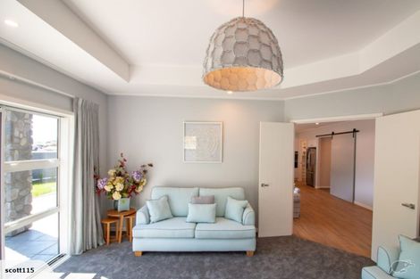 Photo of property in 52 Banks Boulevard, Whitby, Porirua, 5024