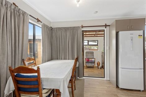 Photo of property in 36 Riverbank Street, Ebdentown, Upper Hutt, 5018