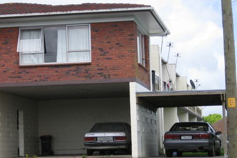 Photo of property in 3/45 Blockhouse Bay Road, Avondale, Auckland, 1026