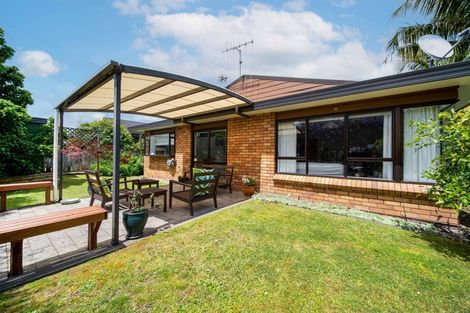 Photo of property in 2/108 Western Hills Drive, Kensington, Whangarei, 0112