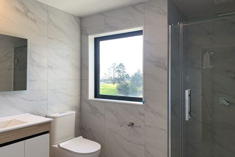 Photo of property in 17 Paina Crescent, Massey, Auckland, 0614