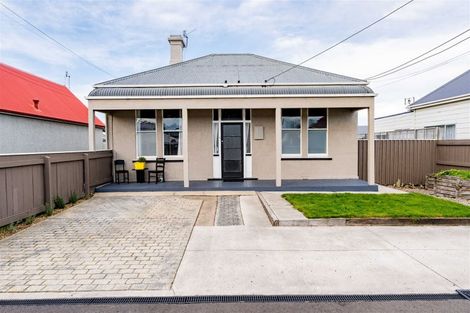 Photo of property in 73 Oxford Street, South Dunedin, Dunedin, 9012