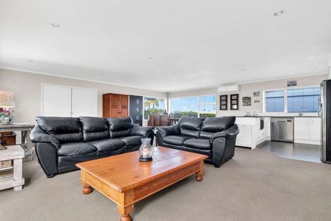 Photo of property in 32 Keepers Drive, Gulf Harbour, Whangaparaoa, 0930