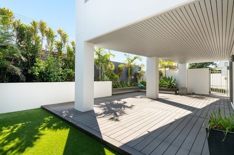 Photo of property in 116 Karewa Parade, Papamoa Beach, Papamoa, 3118