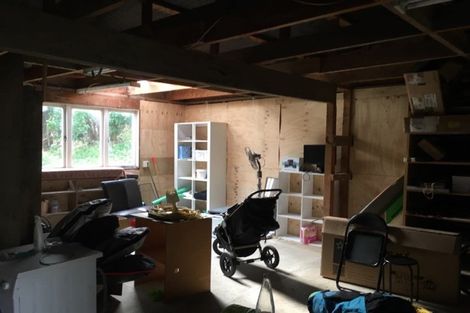 Photo of property in 352 Motutara Road, Muriwai, 0881