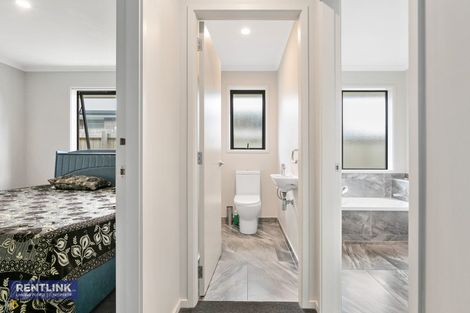 Photo of property in 11 Leet Crescent, Papamoa Beach, Papamoa, 3118