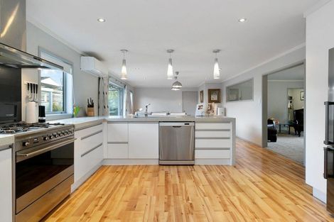 Photo of property in 17 Sheridan Crescent, Leamington, Cambridge, 3432