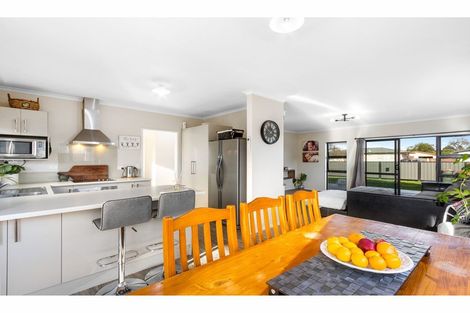 Photo of property in 15 Lorne Crescent, Flaxmere, Hastings, 4120