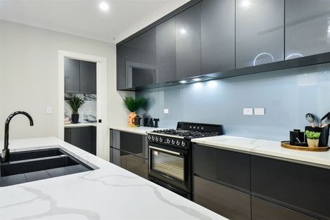 Photo of property in 34 Rose Berry Crescent, Flagstaff, Hamilton, 3210